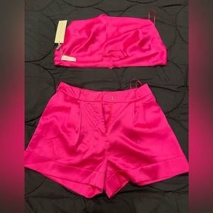 Hot pink stretchy satin shorts and top size L Donnee par Dieu. Brand new